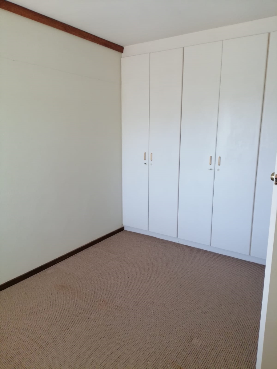 To Let 3 Bedroom Property for Rent in Strand Central Western Cape